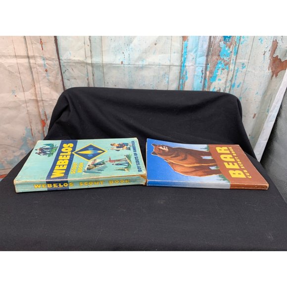 Vintage Cub Scout Bear Book / Webelos Boy Scout Book - Picture 5 of 9